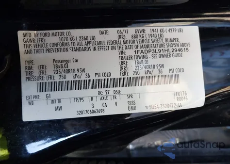 2017 Ford Focus St z USA, uszkodzony, nr VIN 1FADP3L91HL294615